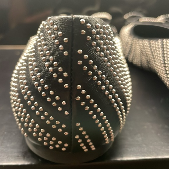 Salvatore Ferragamo black leather flats with silver studds all over. - Picture 6 of 8